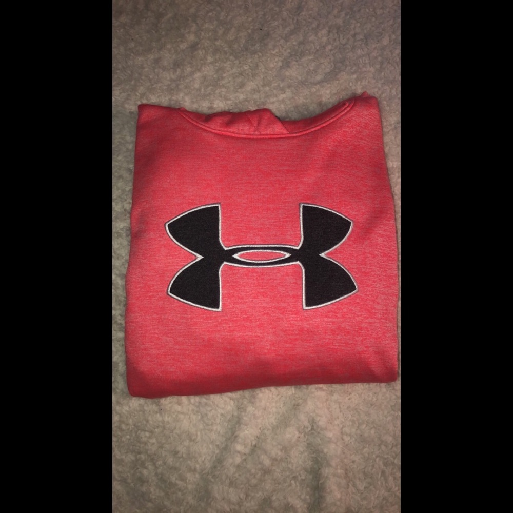 Under armor sweatshirt